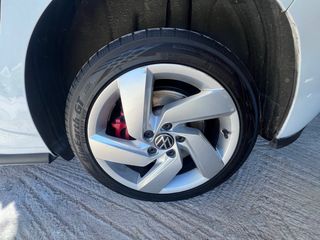 Llantas Golf GTE GTI 2022