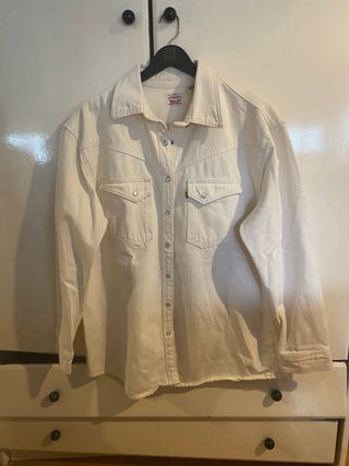 Chaqueta vaquera Levi's beige