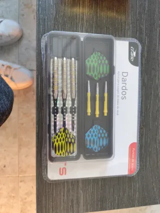 Dardos Crane punta de acero sin abrir