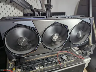 MSI GeForce RTX 5080 SUPRIM 16GB