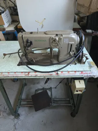 Máquina de coser Bernina industrial