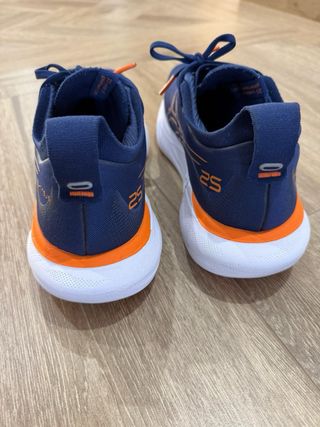 ASICS GEL-NIMBUS 25 Talla 41.5 Azul/Naranja