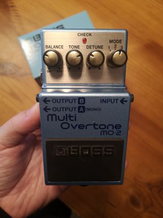 Boss MO-2 Multi Overtone con scatola