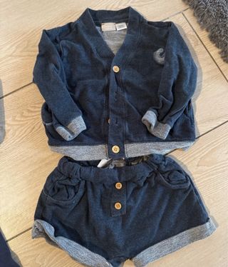 Set bimbo 18/24 mesi