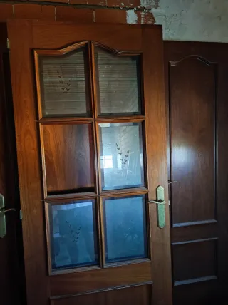 Puertas madera maciza interior