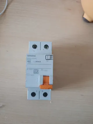 Diferencial Siemens 40A 30mA RCCB 5SV5 314-0FC