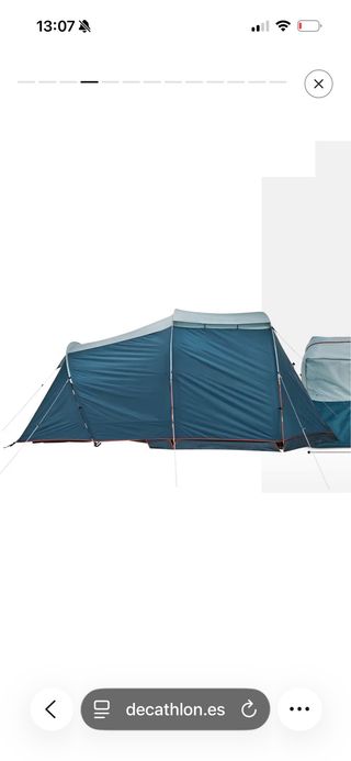 Tienda de campaña azul y gris