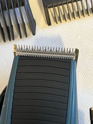 Regolabarba remington con accessori e garanzia