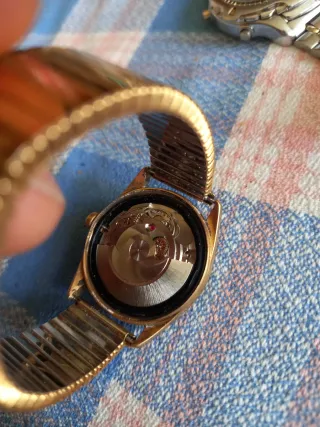 Reloj Sawar Automático Dorado