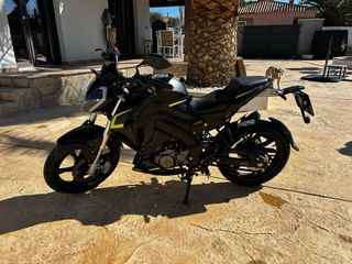 Keeway 125 Negra y Amarilla 9450 Km