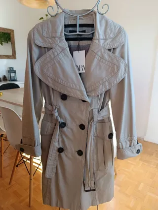 Gabardina midi Zara Talla M