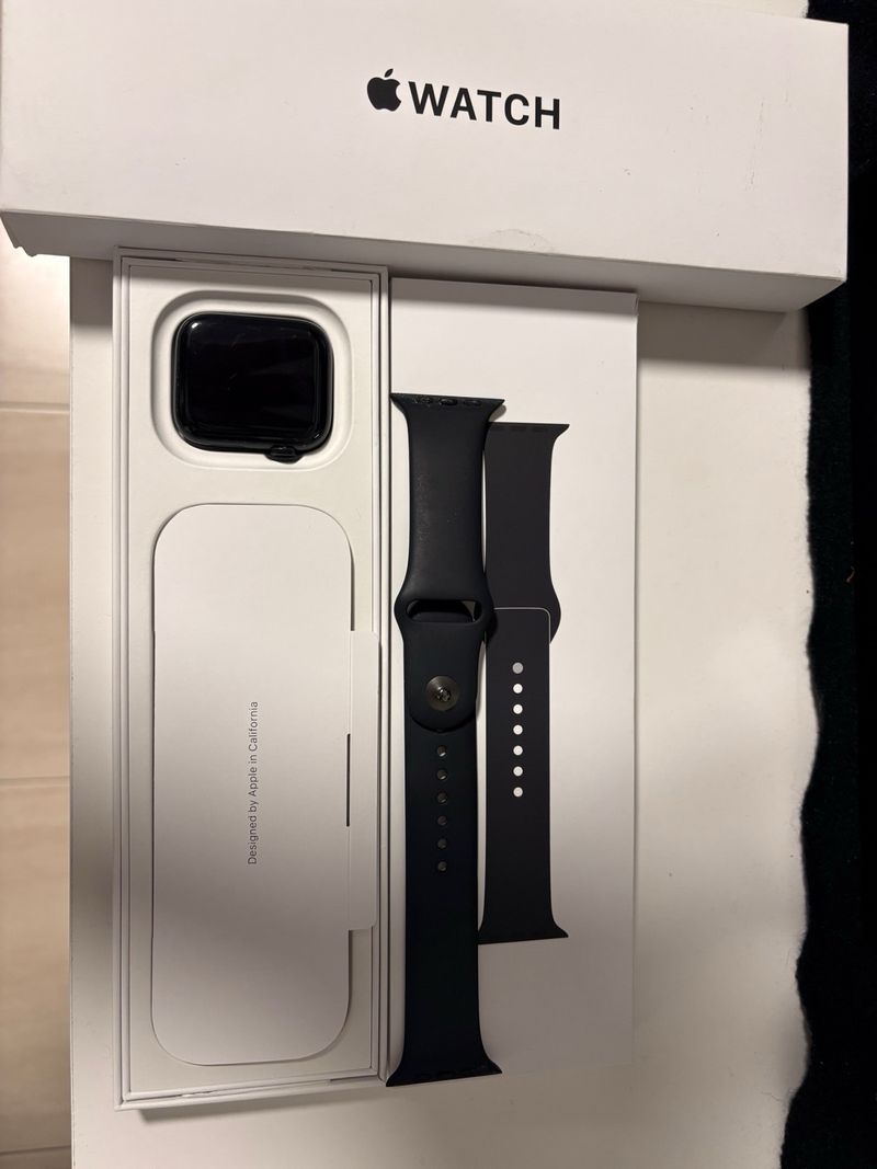 Apple WatchSE  2ªGeneración 44mm 97% salud bateria afbeelding 2