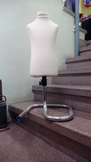 Maniquí de niño de costura ajustable