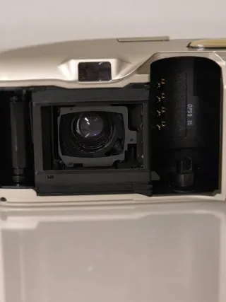 Olympus M [mju:] II Cámara Compacta Plata