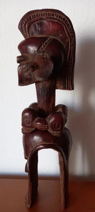 Talla de madera arte africano