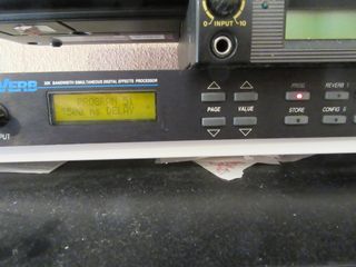 Multiefectos guitarra voz piano Alesis Quadraverb