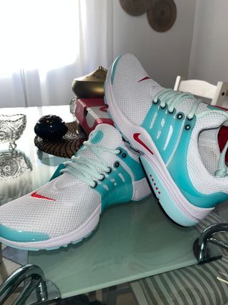 Nike Air Presto Talla 42 Nuevas