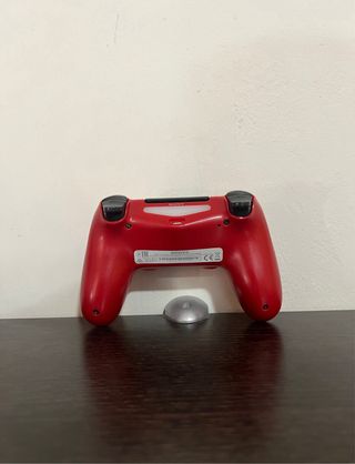 PS4 Pro 1TB - Como Nueva + 2 Mandos + Cables