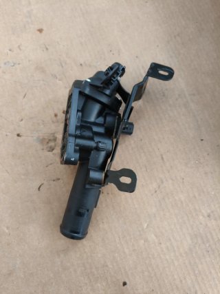 Caja Termostato K9K 1.5 DCI 90 CV