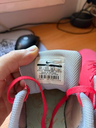 Zapatillas Nike Air Max Rojas pero mas anaranjadas