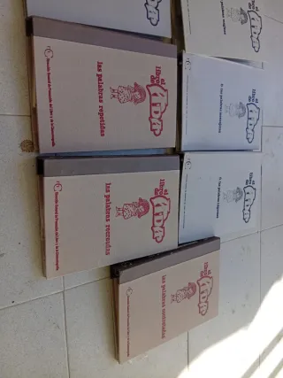 Libros infantiles con diapositivas y casette