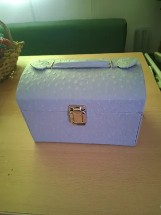 Joyero polipiel azul claro con espejo