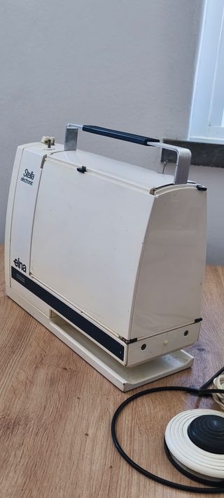 Máquina de Costura Elna Stella Electronic Vintage