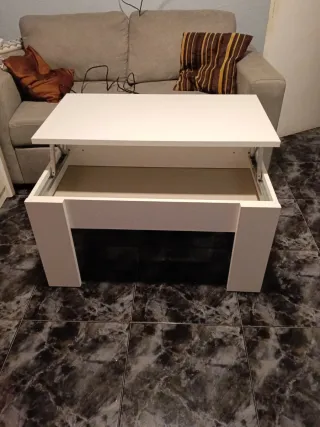 Mesa plegable de madera blanca