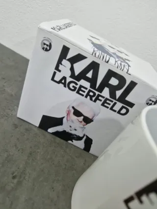 Caneca Karl Lagerfeld com Gato