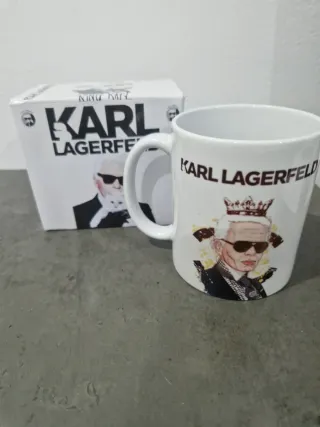 Caneca Karl Lagerfeld com Gato