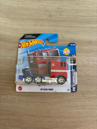 Hot Wheels Optimus Prime 2025 6/10