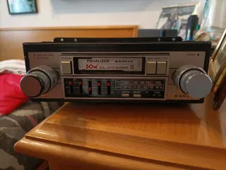 Radio Coche Sanyo Vintage Cassette