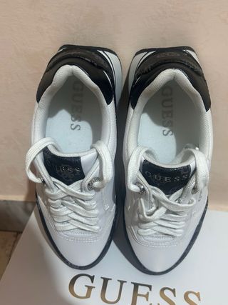 Scarpe Guess Donna Bianche e Nere