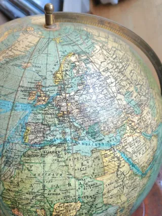 Globo terráqueo antiguo Columbus años 30