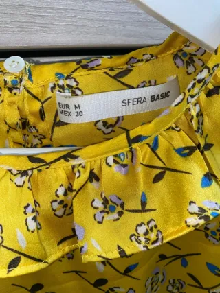 Blusa Sfera floral amarilla M