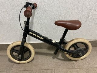 Bicicleta B'twin sin pedales