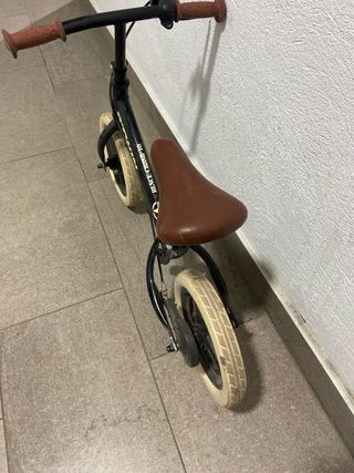 Bicicleta B'twin sin pedales