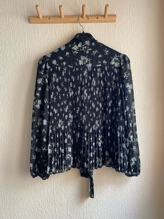 Blusa Mango Estampada Lazo