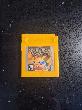 Pokemon Edizione Speciale Pikachu Game Boy