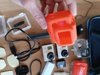 GoPro HERO3+ y HERO3 con accesorios.