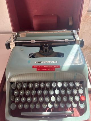 Olivetti Studio 44 Máquina de Escribir Vintage