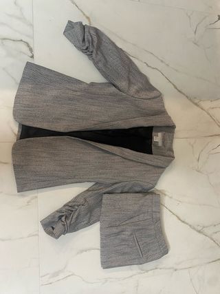 Traje de pantalón gris mujer