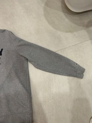 Sudadera Tommy Jeans Gris
