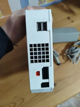 Nintendo Wii Blanca + Cable Alimentación