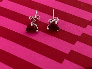 Pendientes  Corazón Rojo Plata