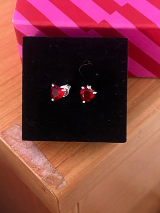 Pendientes  Corazón Rojo Plata