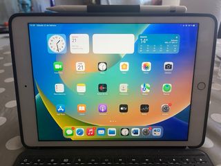 iPad 7ª Gen 32GB Oro Rosa + Funda + Pencil