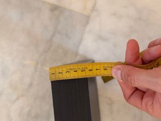 Estanterías flotantes Ikea madera y negro