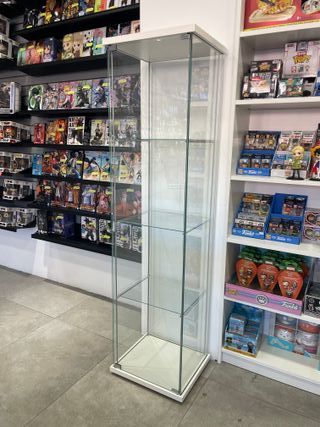 Vitrina expositora de cristal. (x5)