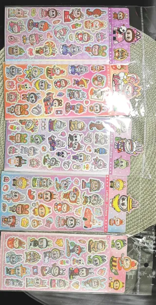 Hojas de pegatinas Labubu